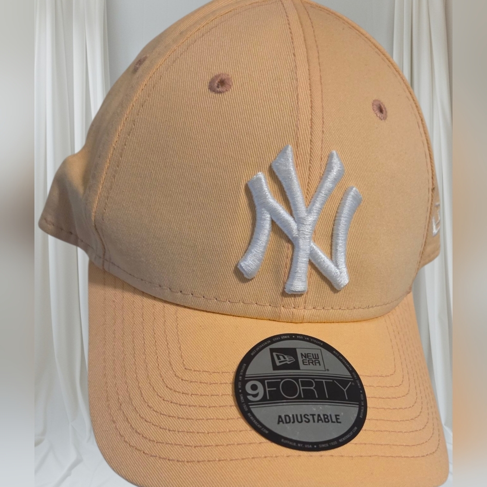 New Era New York Yankees baseball cap NWT